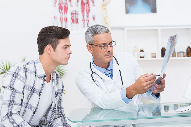 medic besmax arata rezultatele analizelor unui pacient medic besmax arata rezultatele analizelor unui pacient